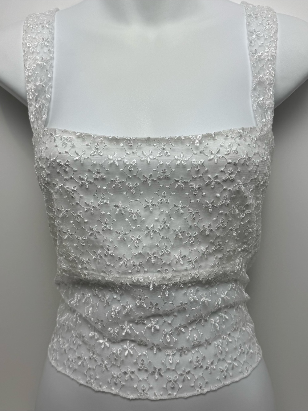 Grey Bandit White Square Neck Embroidered Floral Lace Smocked Top - Size L - NWT